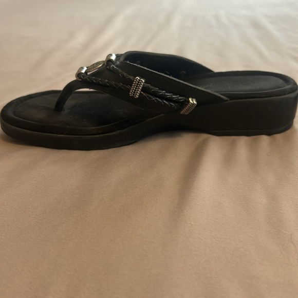 Minnetonka black sandals size 6 - Picture 2 of 4